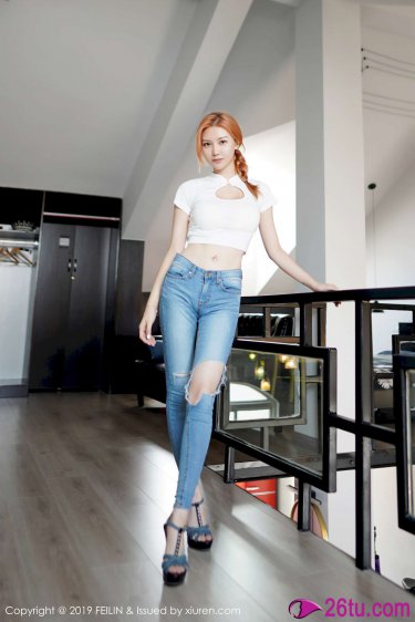 伴郎卫生间试车新娘